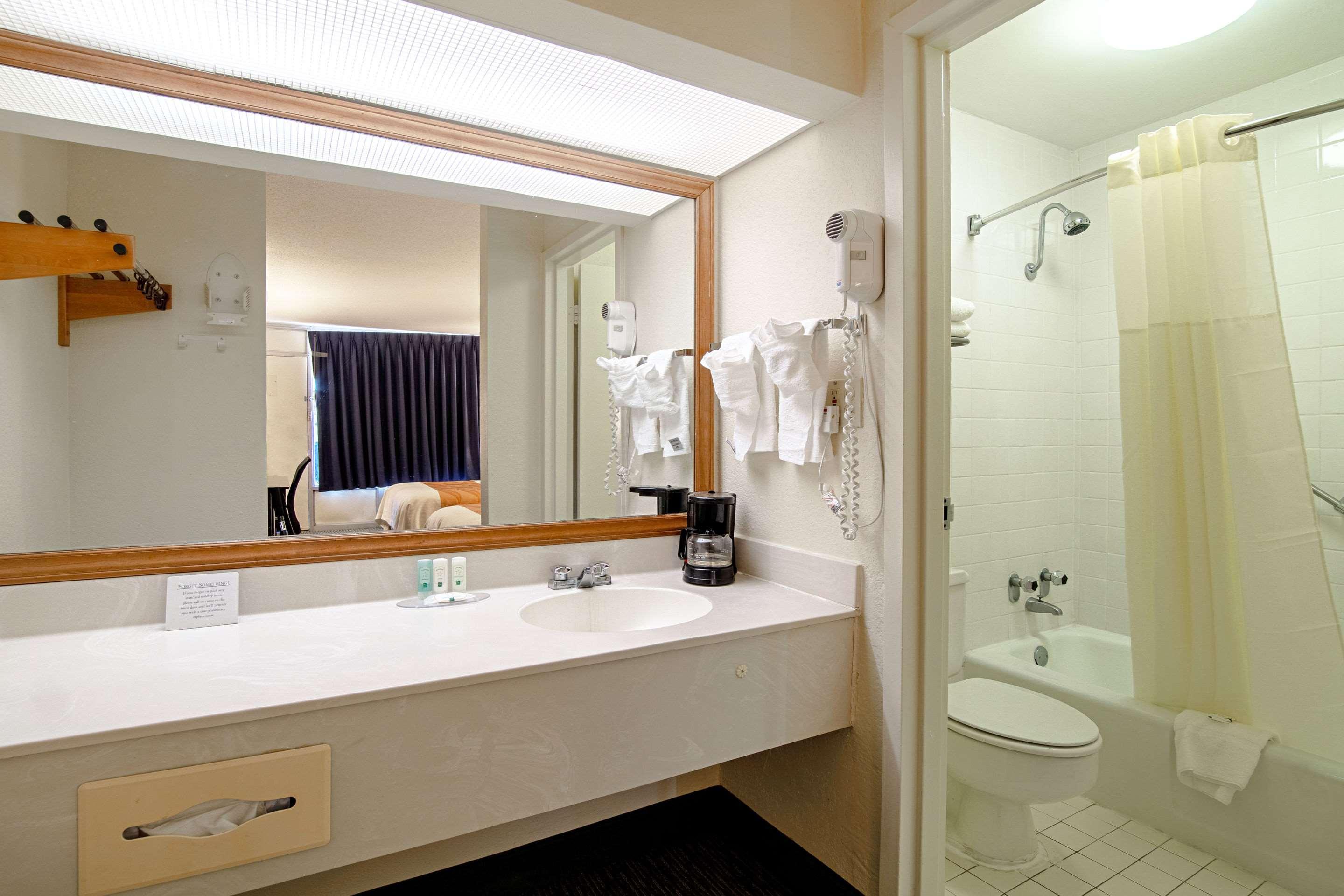 סיינט ג'ורג' Quality Inn St George I-95 מראה חיצוני תמונה
