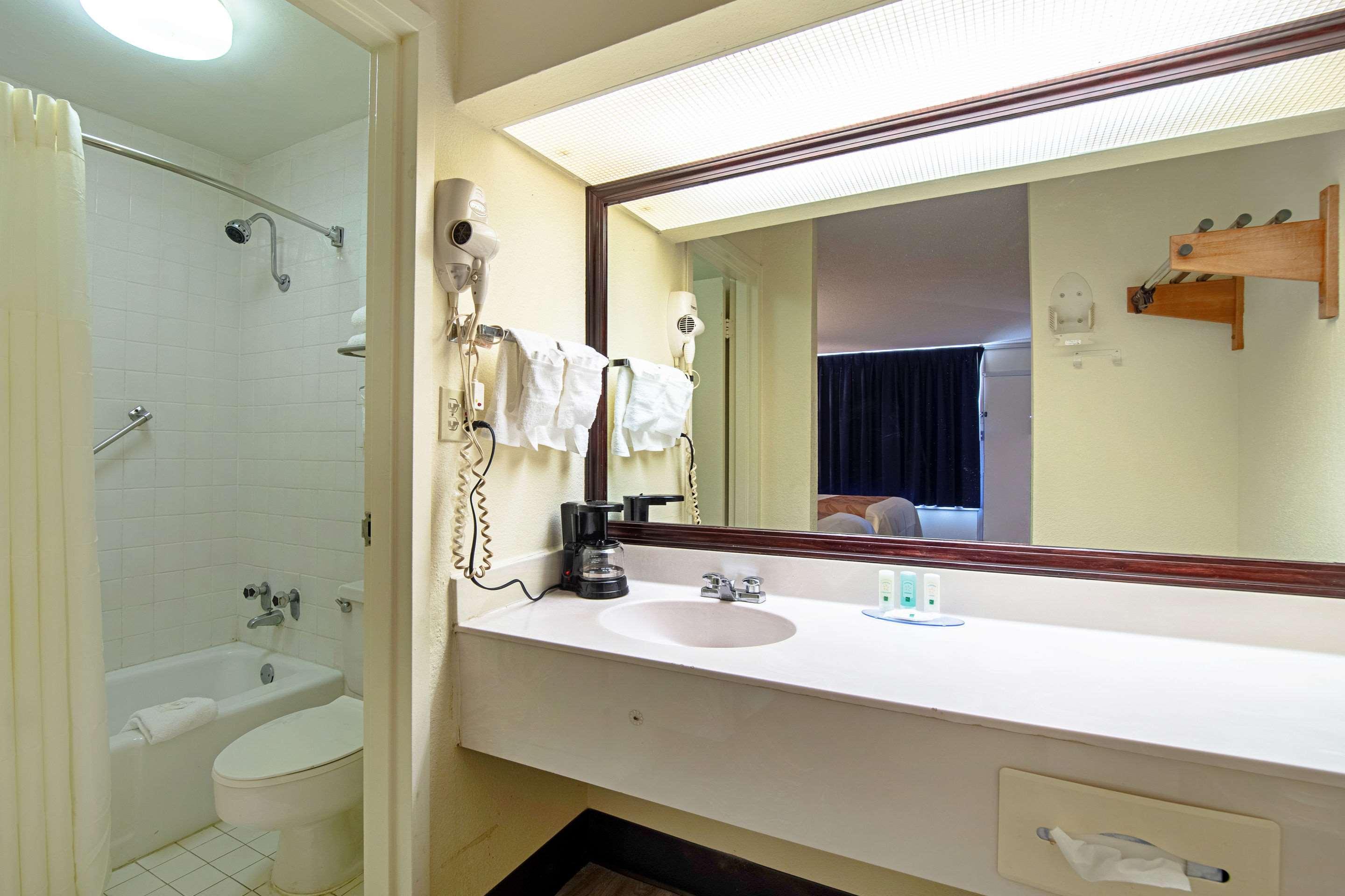 סיינט ג'ורג' Quality Inn St George I-95 מראה חיצוני תמונה