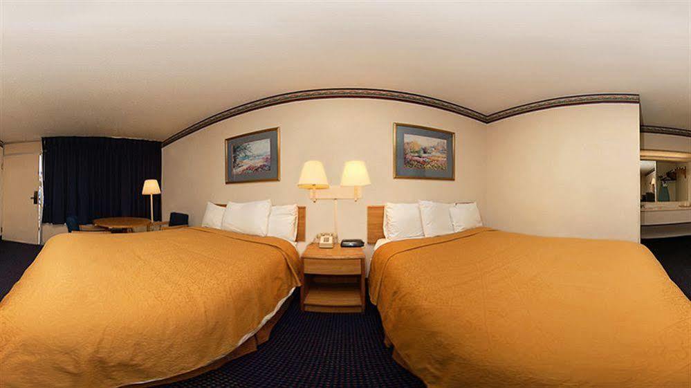 סיינט ג'ורג' Quality Inn St George I-95 מראה חיצוני תמונה